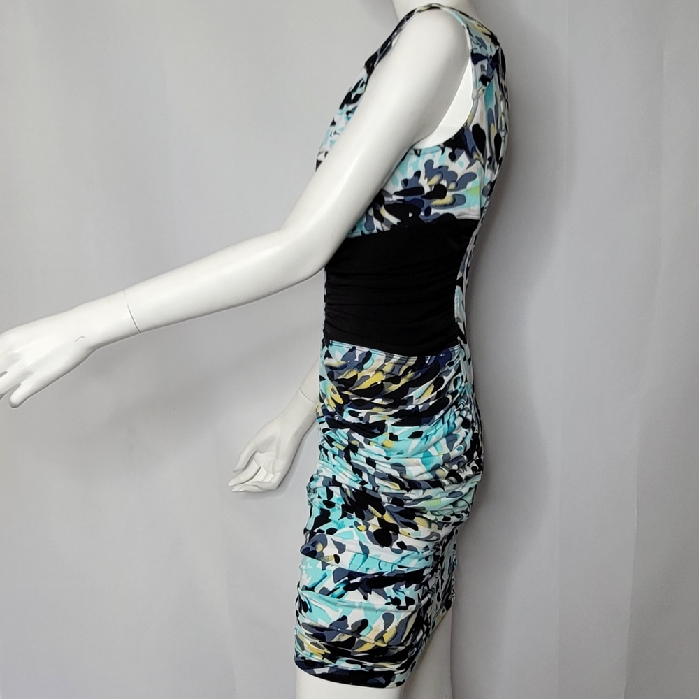 Body Language Dress - Picture 5 of 11